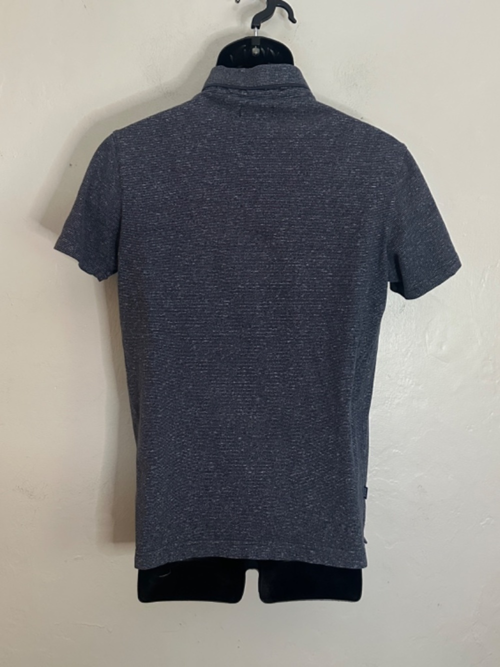 Superdry Embroidered Polo Medium Gently worn 100% cotton 20" armpit to armpit - Picture 3 of 4